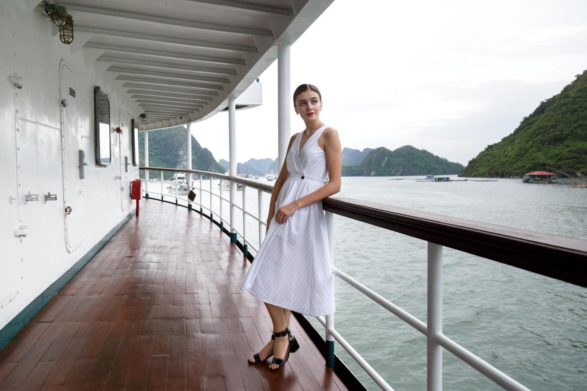 Emeraude Classic Cruises Ha Long Exterior foto