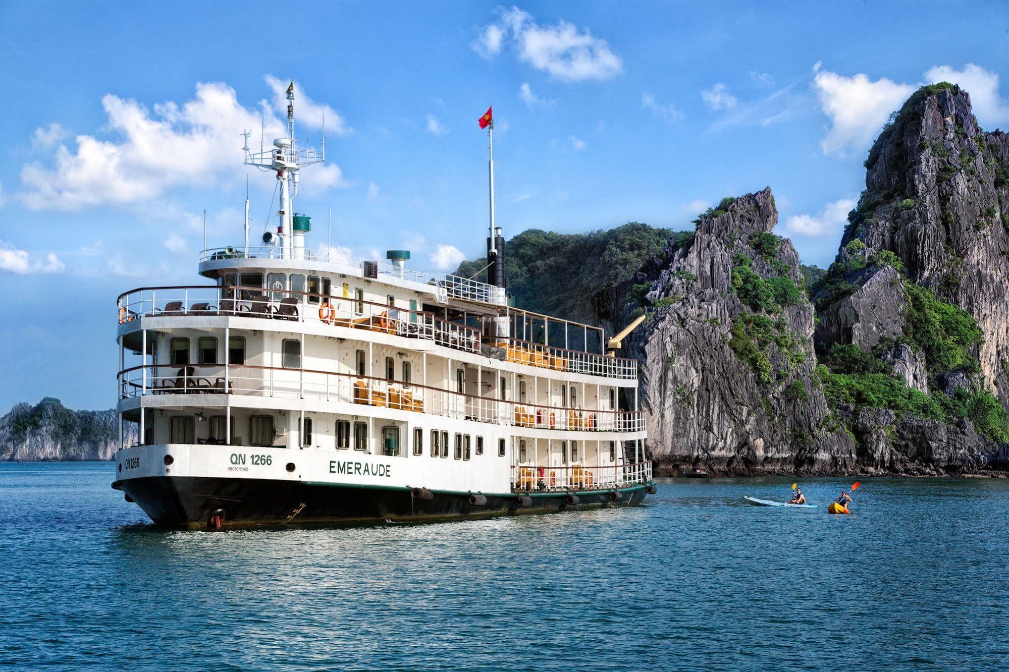 Emeraude Classic Cruises Ha Long Exterior foto