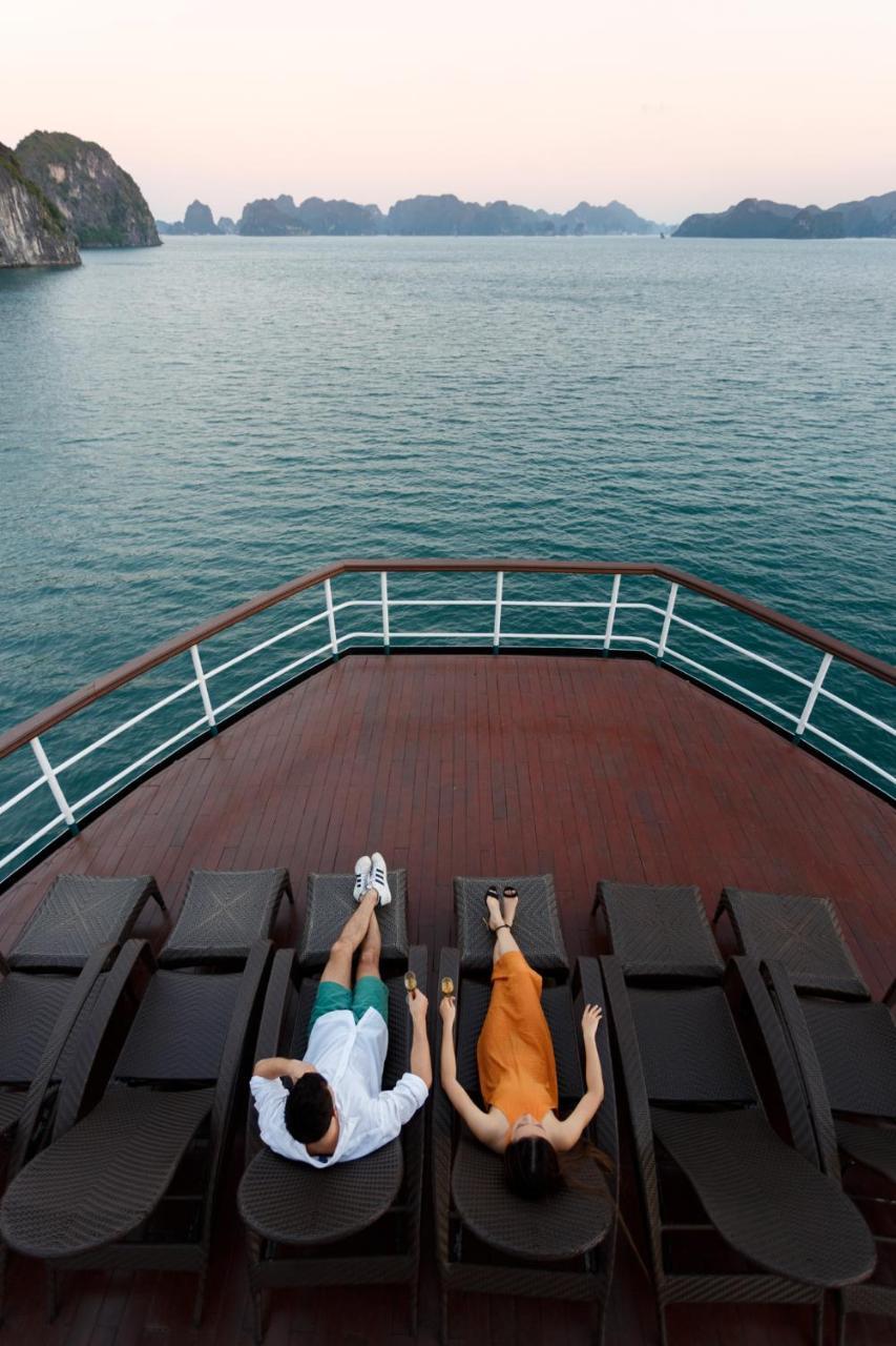 Emeraude Classic Cruises Ha Long Exterior foto