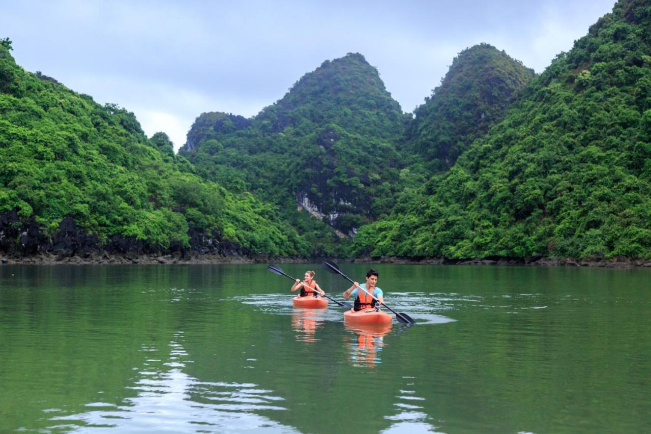Emeraude Classic Cruises Ha Long Exterior foto